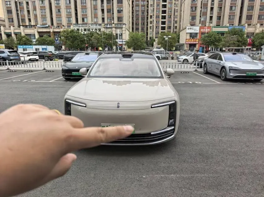 2025 HIMA S800 BEV 97KWH,autocango,china used car exporter,china ev exporter,chinese used car exporter,chinese used ev exporter