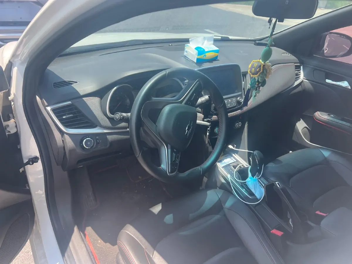 2020 Chevrolet Monza 1.3T 163HP L3 6AT,autocango,china used car exporter,china ev exporter,chinese used car exporter,chinese used ev exporter