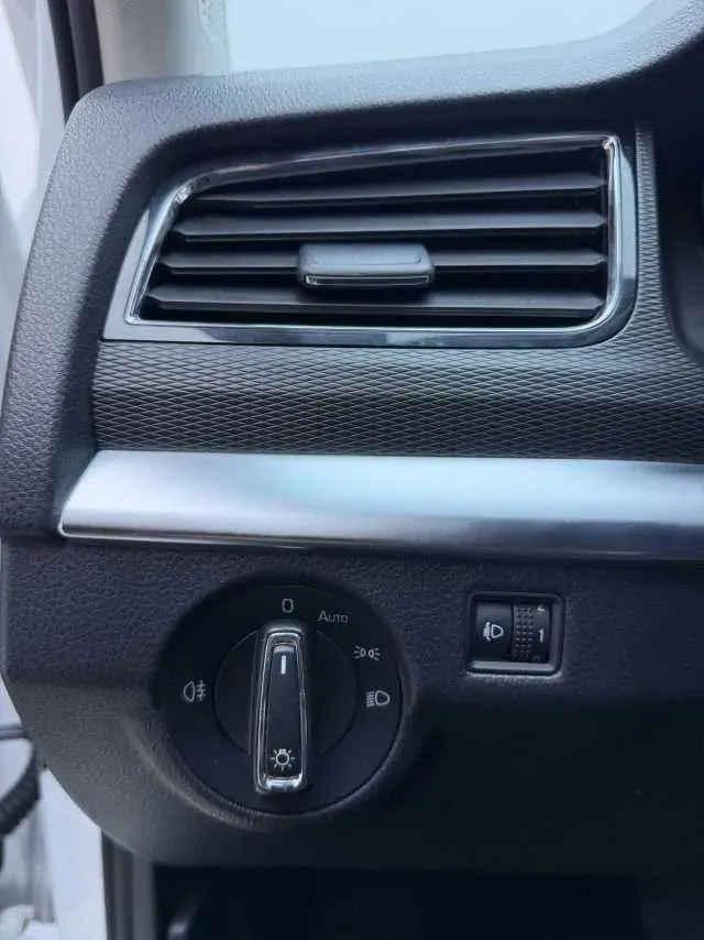 2023 Skoda Kamiq 1.5L 112HP L4 6AT,autocango,china used car exporter,china ev exporter,chinese used car exporter,chinese used ev exporter