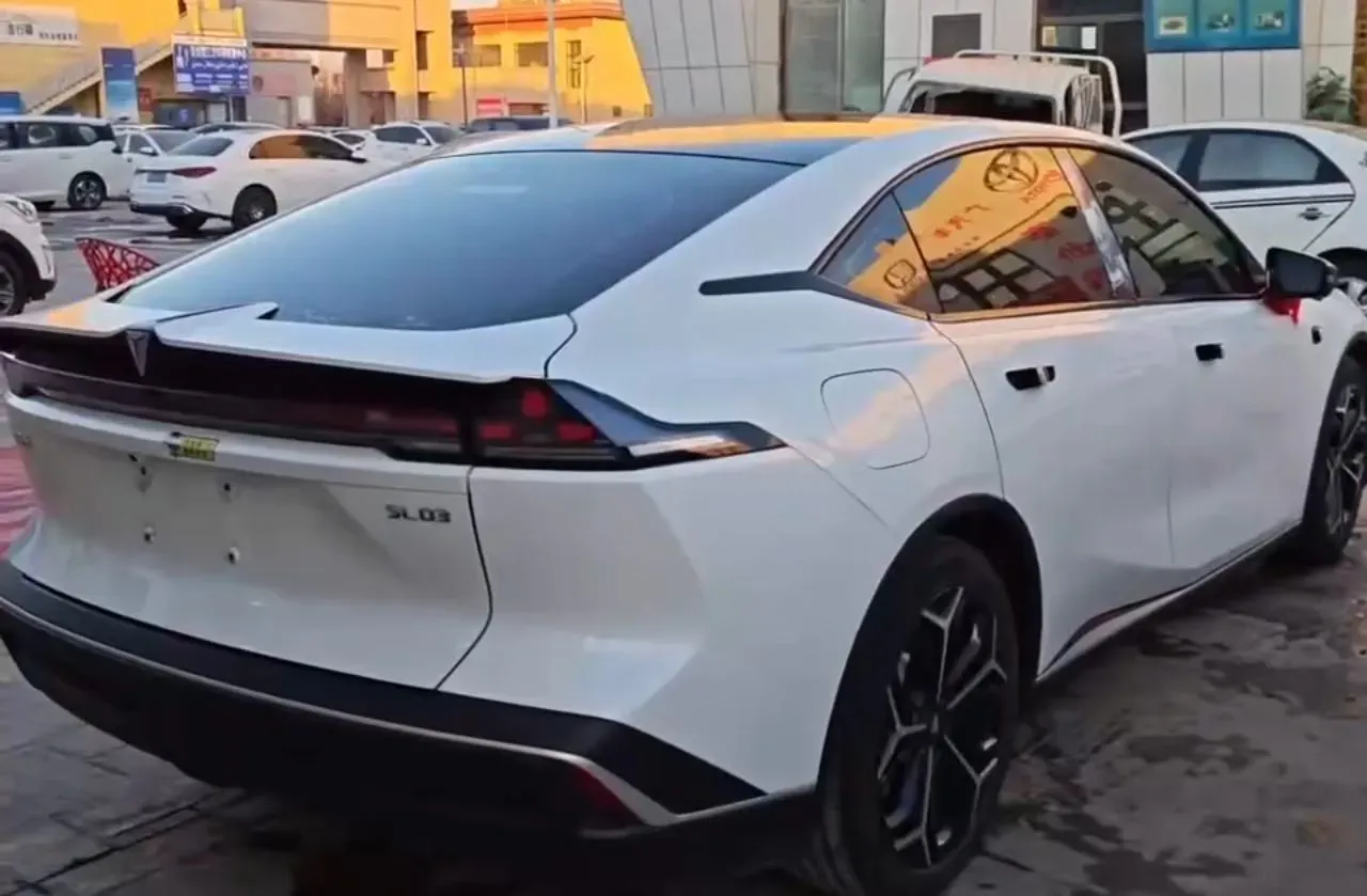 2023 Deepal SL03 1.5L 95HP L4 REEV 28.39KWH,autocango,china used car exporter,china ev exporter,chinese used car exporter,chinese used ev exporter