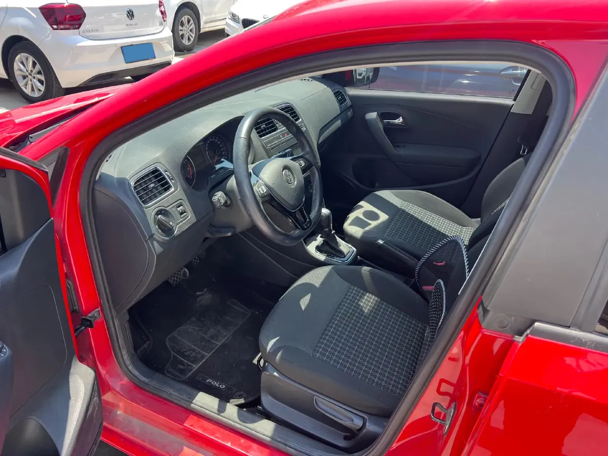 2016 Volkswagen Polo 1.6L 110HP L4 6AT,autocango,china used car exporter,china ev exporter,chinese used car exporter,chinese used ev exporter