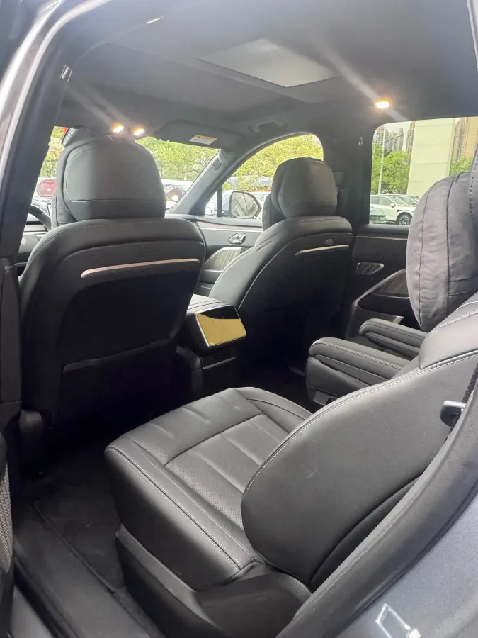 2025 ONVO L90 BEV,autocango,china used car exporter,china ev exporter,chinese used car exporter,chinese used ev exporter