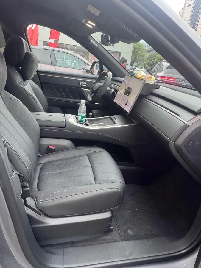 2025 ONVO L90 BEV,autocango,china used car exporter,china ev exporter,chinese used car exporter,chinese used ev exporter