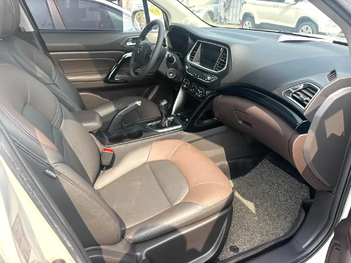 2017 GAC Trumpchi GS4 1.3T 137HP L4 5MT,autocango,china used car exporter,china ev exporter,chinese used car exporter,chinese used ev exporter