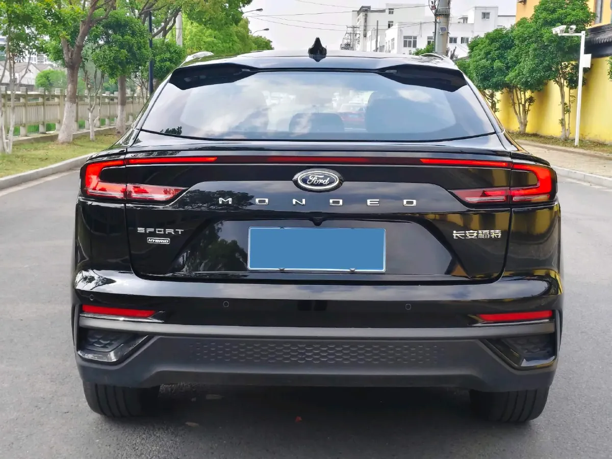 2025 Ford Mondeo 2.0T 288HP L4 E-CVT Hybrid,autocango,china used car exporter,china ev exporter,chinese used car exporter,chinese used ev exporter