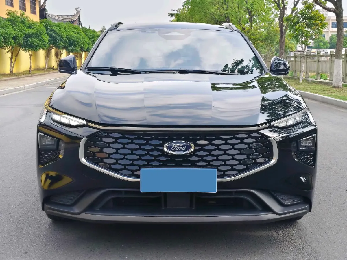 2025 Ford Mondeo 2.0T 288HP L4 E-CVT Hybrid,autocango,china used car exporter,china ev exporter,chinese used car exporter,chinese used ev exporter
