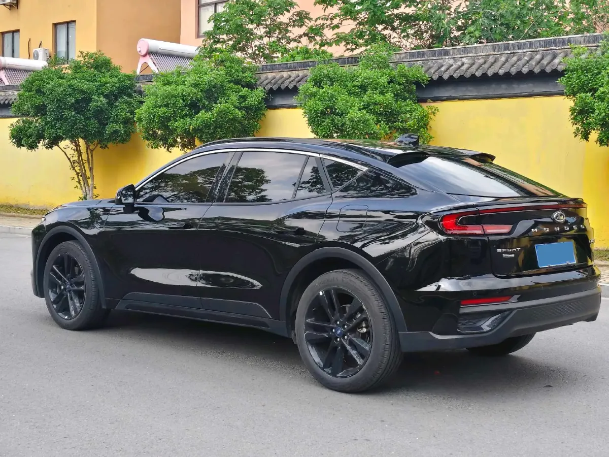 2025 Ford Mondeo 2.0T 288HP L4 E-CVT Hybrid,autocango,china used car exporter,china ev exporter,chinese used car exporter,chinese used ev exporter