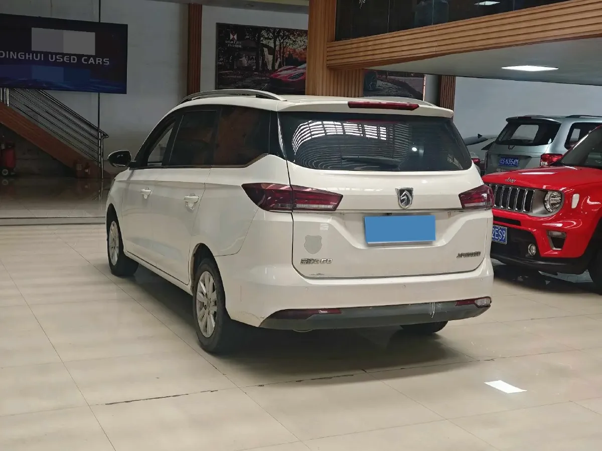 2018 BaoJun 360 1.5L 112HP L4 6MT,autocango,china used car exporter,china ev exporter,chinese used car exporter,chinese used ev exporter