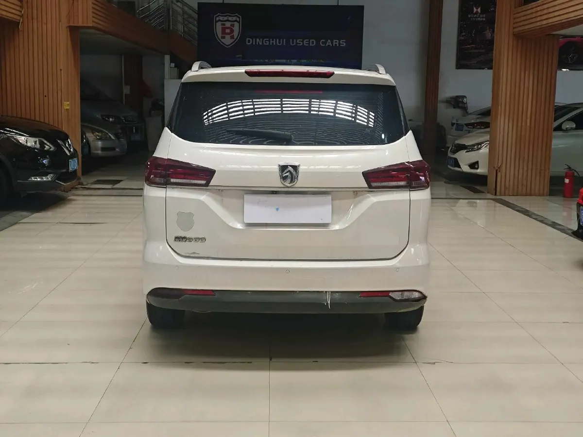 2018 BaoJun 360 1.5L 112HP L4 6MT,autocango,china used car exporter,china ev exporter,chinese used car exporter,chinese used ev exporter