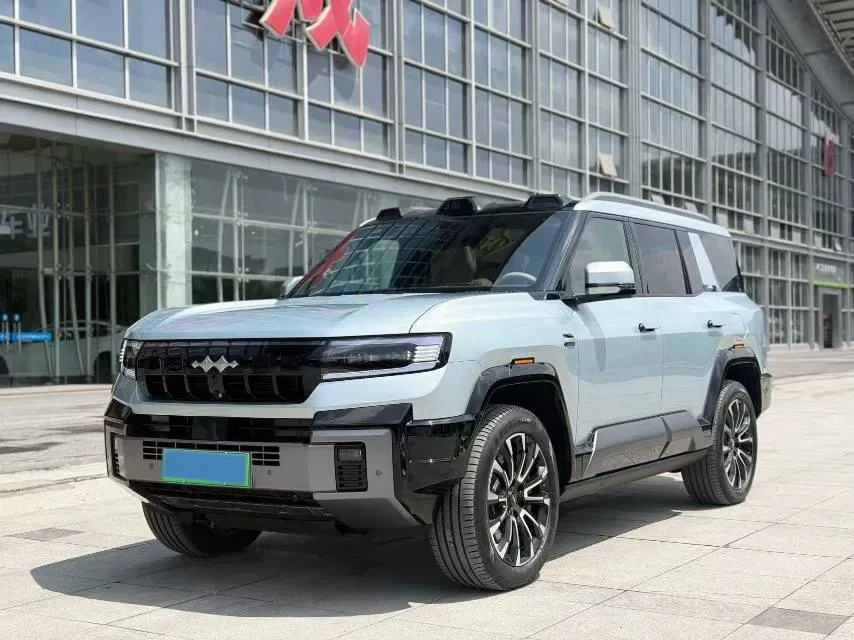 2025 FangChengBao Bao 8 2.0T 245HP L4 E-CVT PHEV,autocango,china used car exporter,china ev exporter,chinese used car exporter,chinese used ev exporter