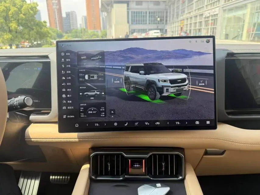 2025 FangChengBao Bao 8 2.0T 245HP L4 E-CVT PHEV,autocango,china used car exporter,china ev exporter,chinese used car exporter,chinese used ev exporter