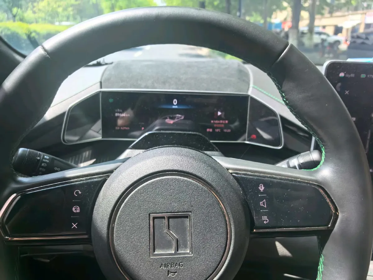 2022 Zeekr 001 BEV 100KWH,autocango,china used car exporter,china ev exporter,chinese used car exporter,chinese used ev exporter