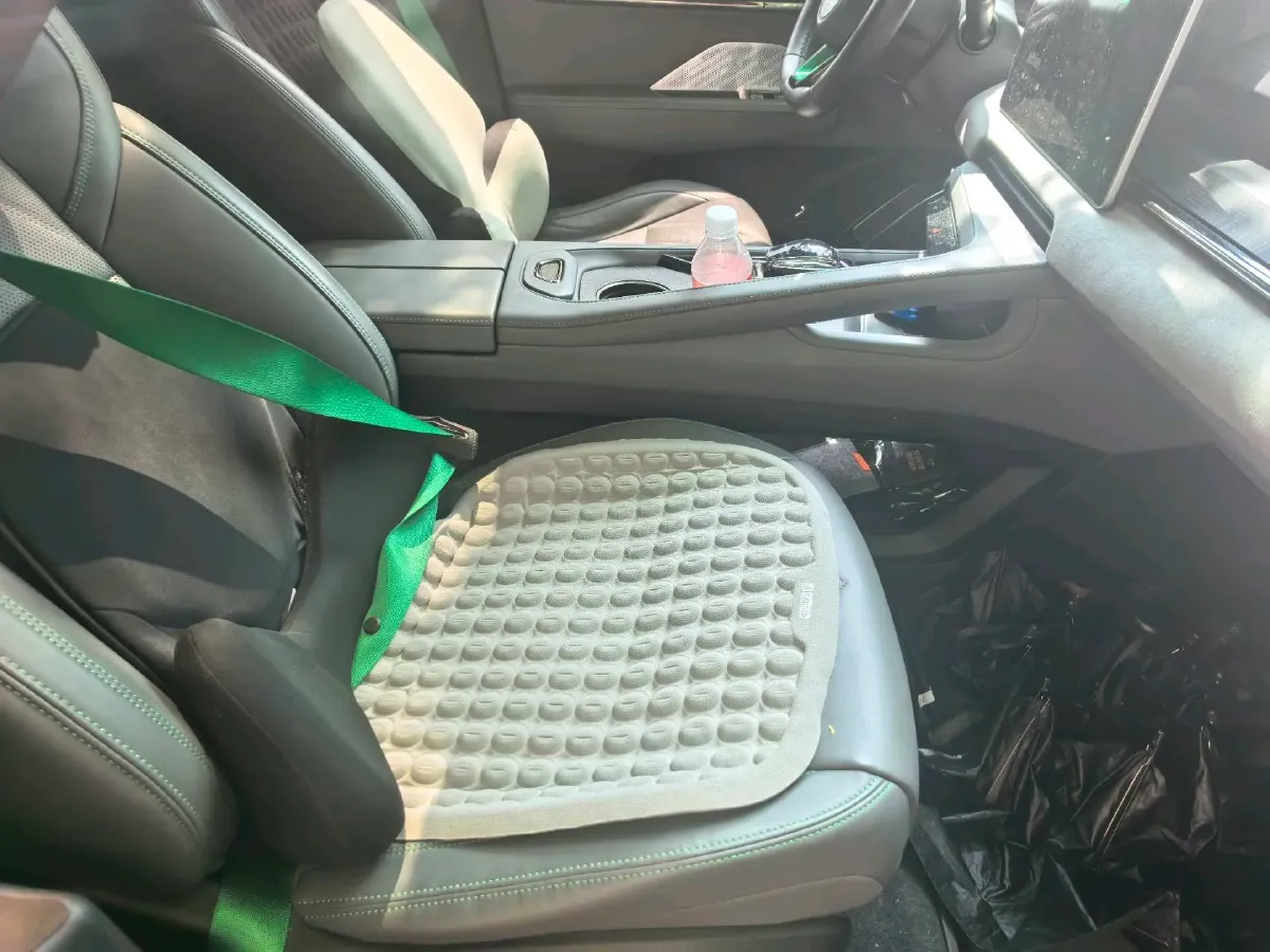 2022 Zeekr 001 BEV 100KWH,autocango,china used car exporter,china ev exporter,chinese used car exporter,chinese used ev exporter