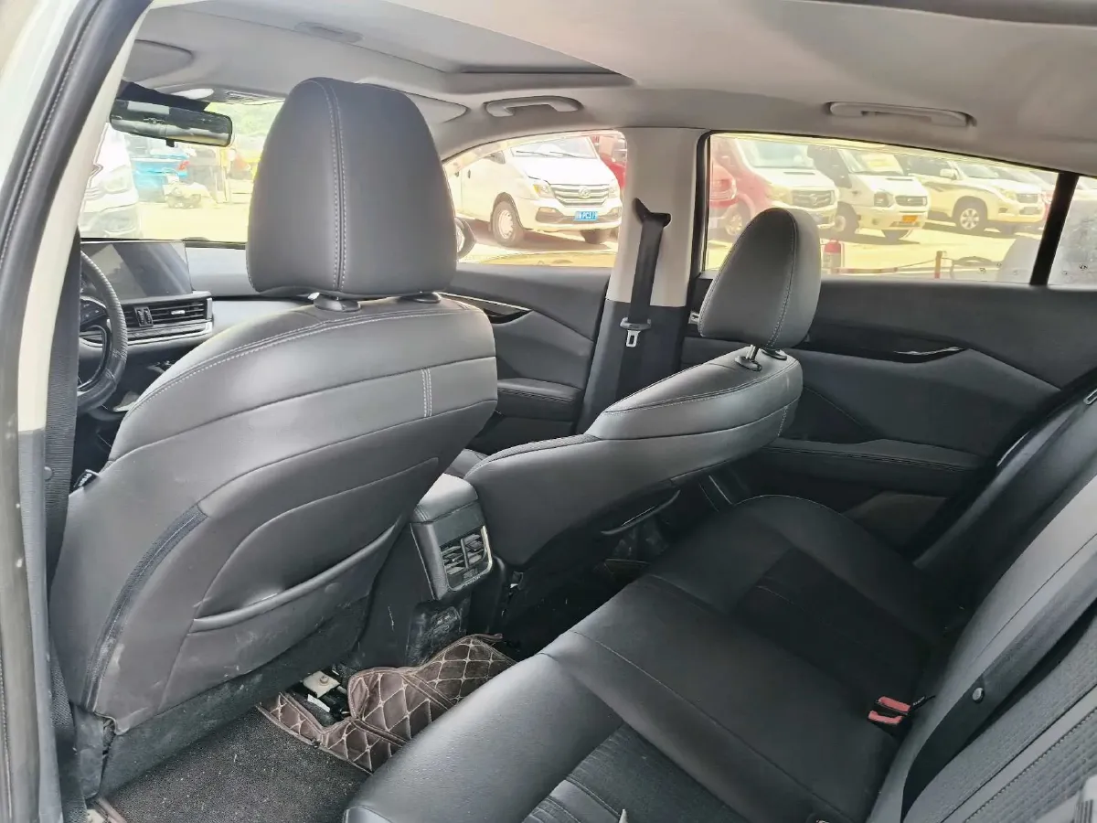 2020 DongFeng Aeolus YiXuan 1.5T 150HP L4 6DCT,autocango,china used car exporter,china ev exporter,chinese used car exporter,chinese used ev exporter