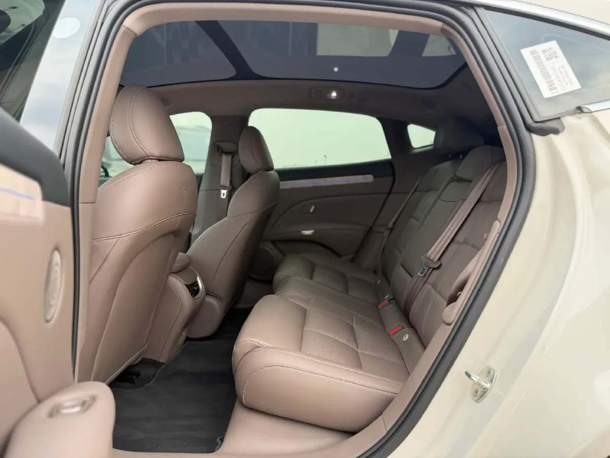 2025 IM L6 BEV,autocango,china used car exporter,china ev exporter,chinese used car exporter,chinese used ev exporter