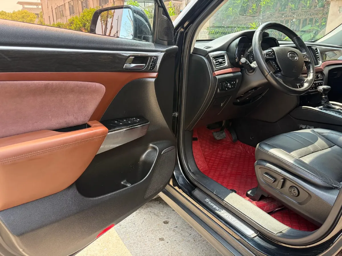 2017 GAC Trumpchi GS8 2.0T 201HP L4 6AT,autocango,china used car exporter,china ev exporter,chinese used car exporter,chinese used ev exporter
