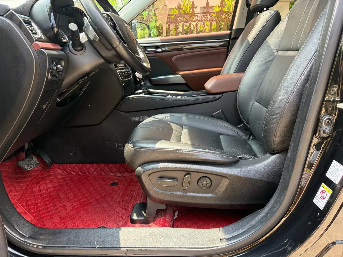 2017 GAC Trumpchi GS8 2.0T 201HP L4 6AT,autocango,china used car exporter,china ev exporter,chinese used car exporter,chinese used ev exporter