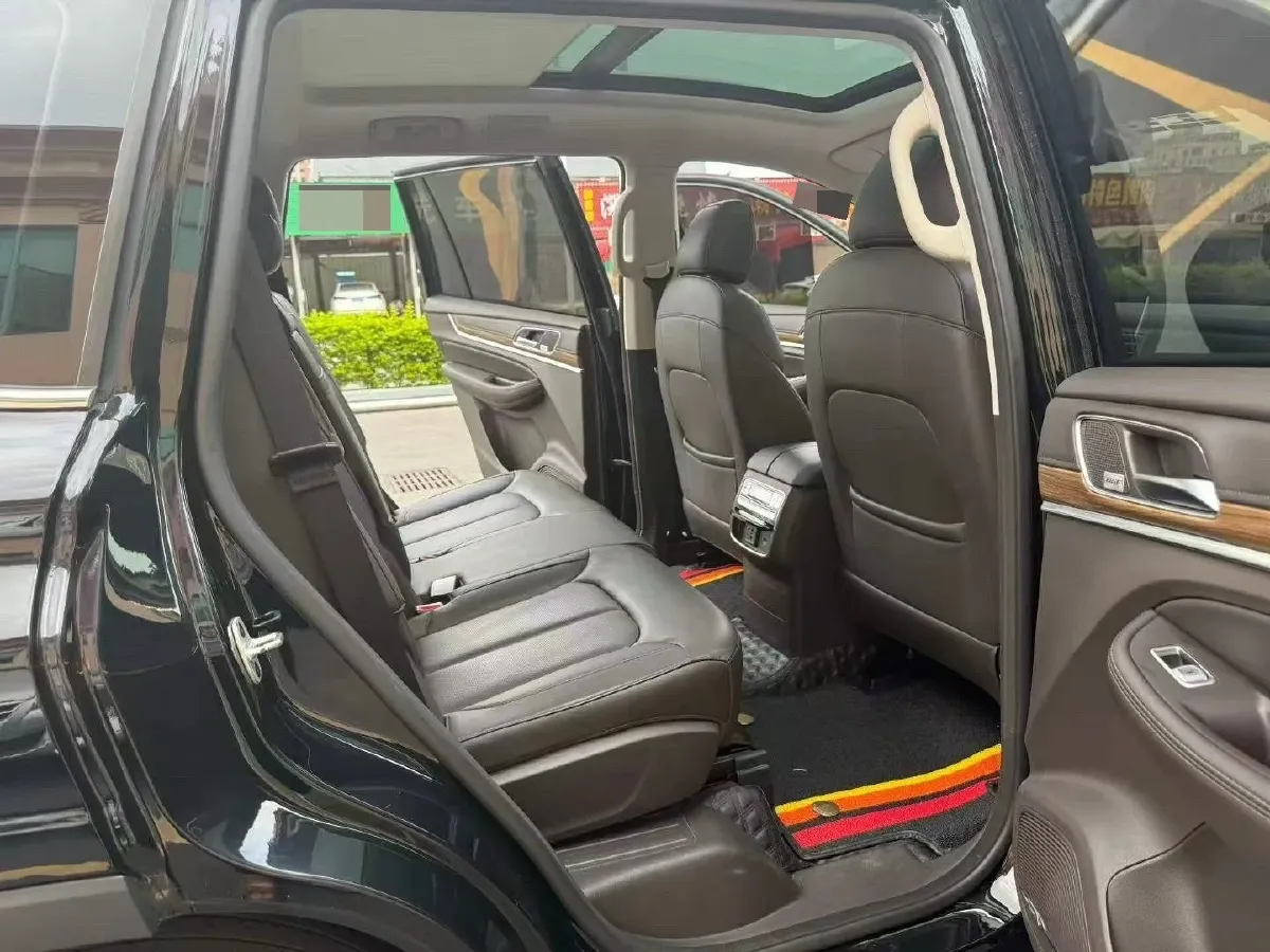 2019 Roewe RX8 2.0T 222HP L4 6AT,autocango,china used car exporter,china ev exporter,chinese used car exporter,chinese used ev exporter