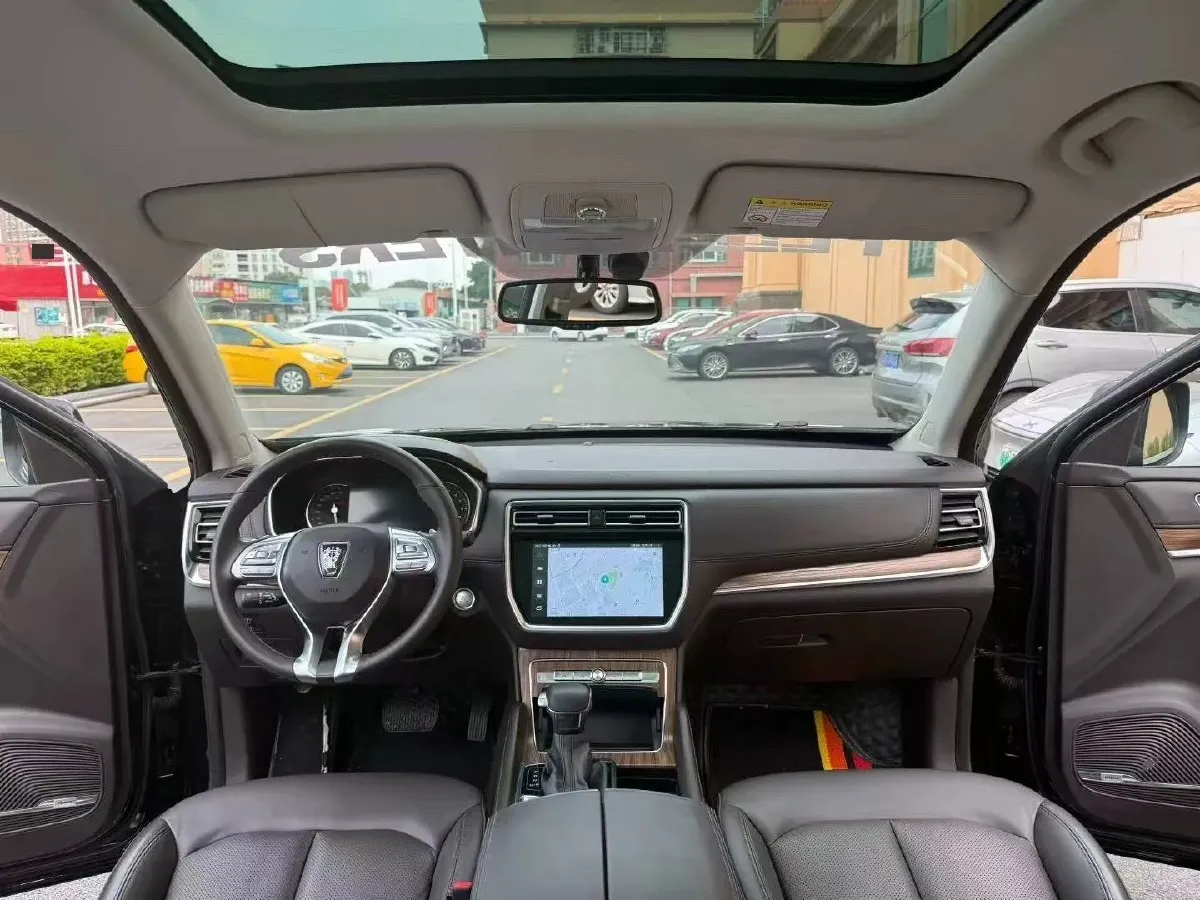 2019 Roewe RX8 2.0T 222HP L4 6AT,autocango,china used car exporter,china ev exporter,chinese used car exporter,chinese used ev exporter