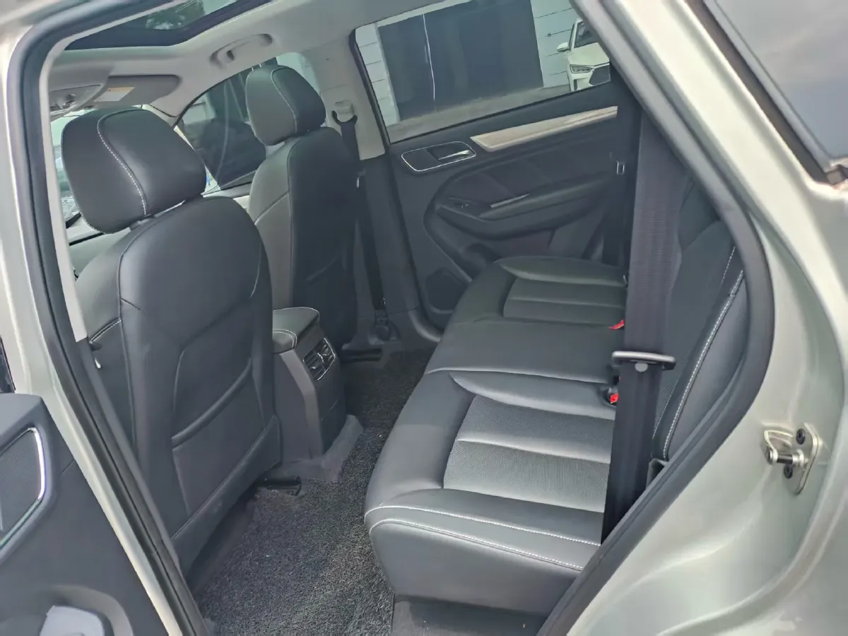 2017 Roewe RX5 1.5T 169HP L4 2AT PHEV 12KWH,autocango,china used car exporter,china ev exporter,chinese used car exporter,chinese used ev exporter