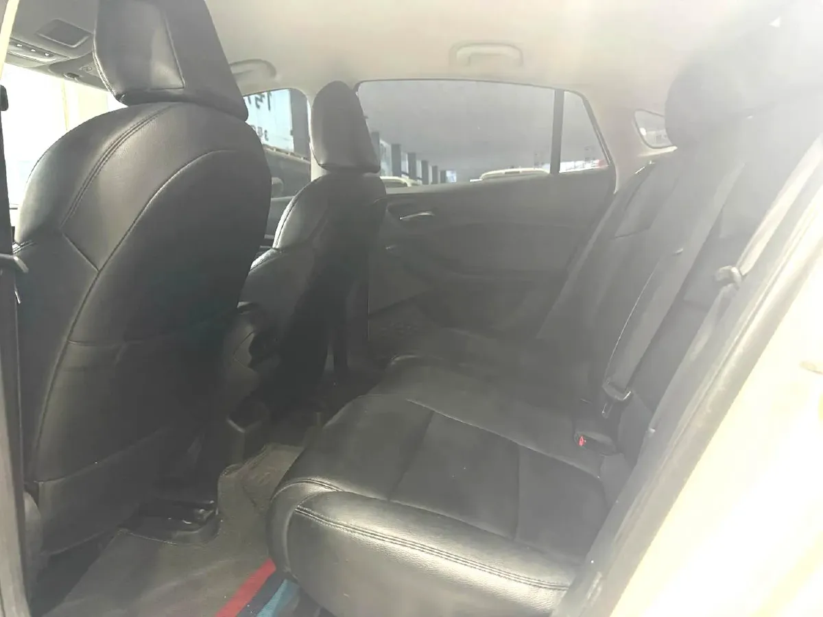2023 MG 5 1.5L 129HP L4 5MT,autocango,china used car exporter,china ev exporter,chinese used car exporter,chinese used ev exporter