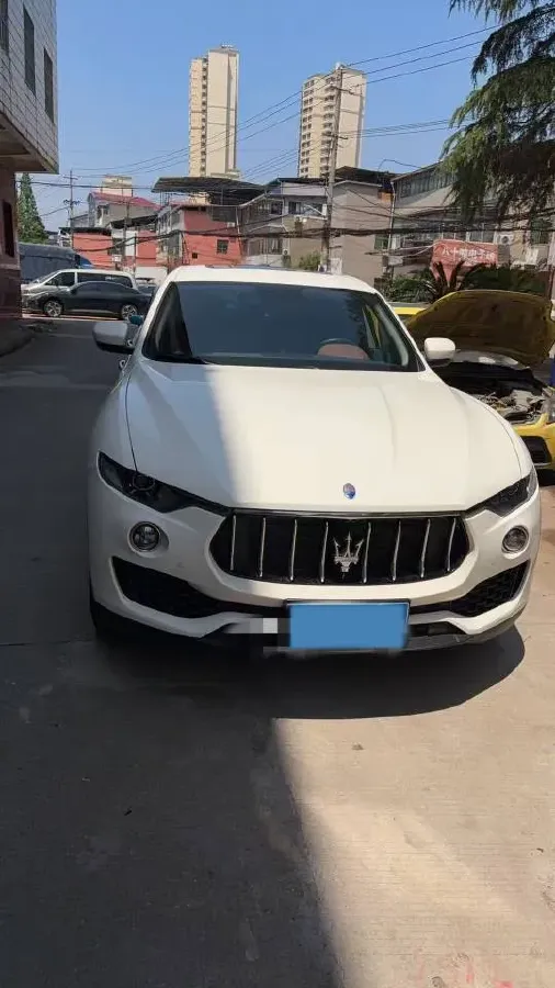2021 Maserati Levante 3.0T 350HP V6 8AT,autocango,china used car exporter,china ev exporter,chinese used car exporter,chinese used ev exporter