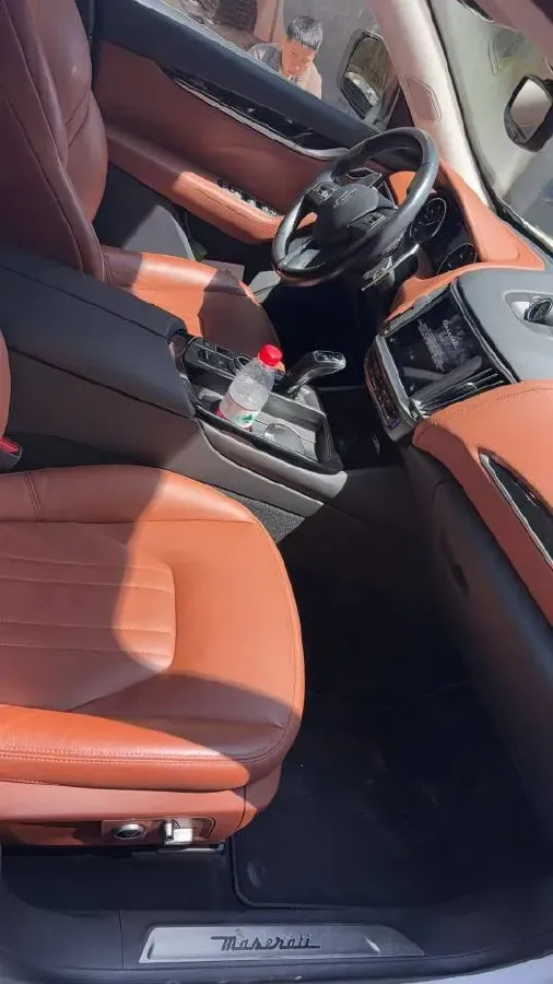 2021 Maserati Levante 3.0T 350HP V6 8AT,autocango,china used car exporter,china ev exporter,chinese used car exporter,chinese used ev exporter
