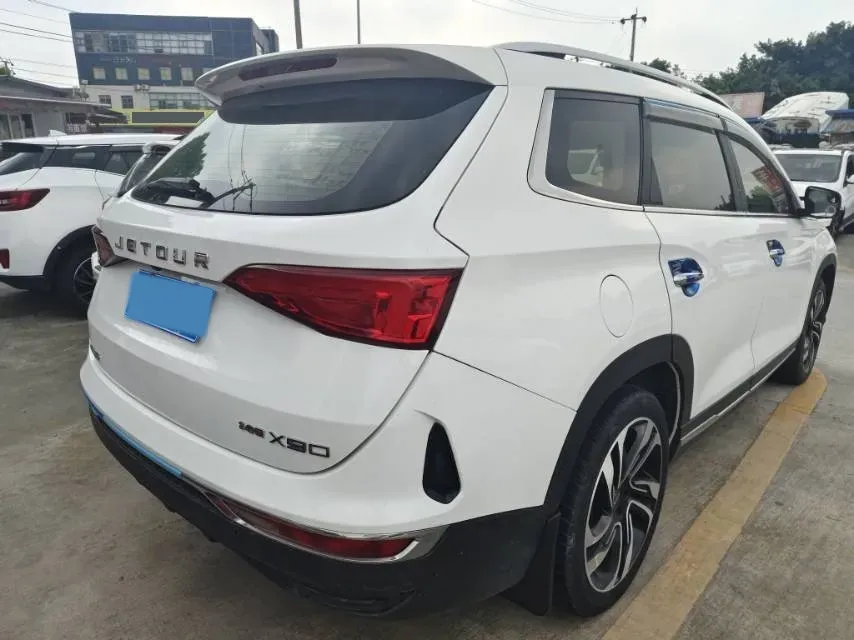 2019 Jetour X90 1.5T 147HP L4 6MT,autocango,china used car exporter,china ev exporter,chinese used car exporter,chinese used ev exporter