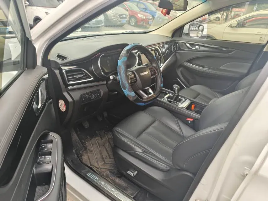 2019 Jetour X90 1.5T 147HP L4 6MT,autocango,china used car exporter,china ev exporter,chinese used car exporter,chinese used ev exporter