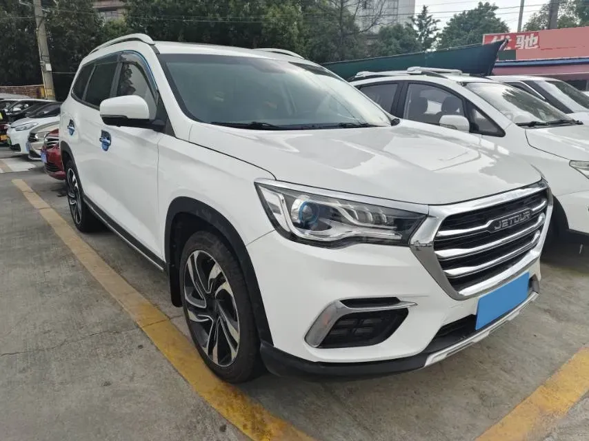 2019 Jetour X90 1.5T 147HP L4 6MT,autocango,china used car exporter,china ev exporter,chinese used car exporter,chinese used ev exporter