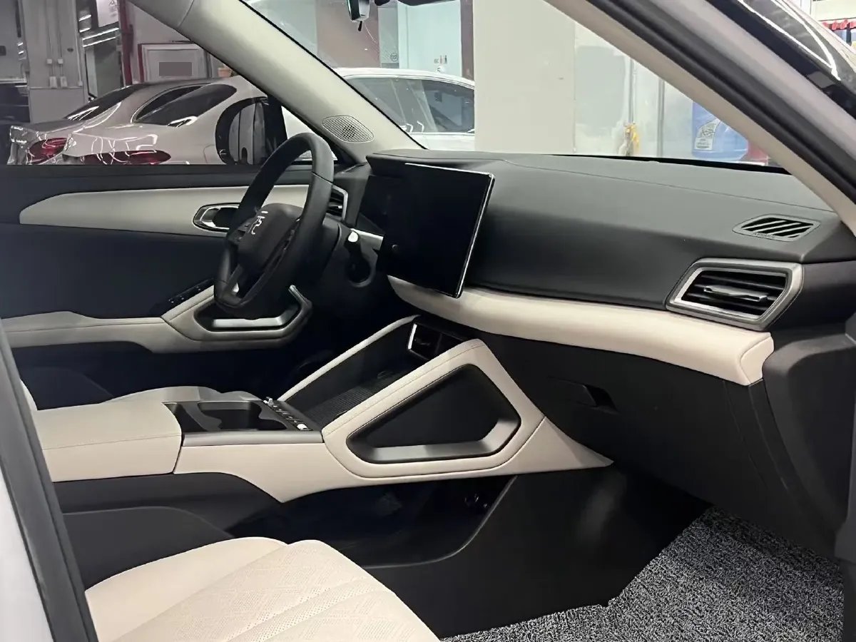 2025 BYD YuanUP BEV 45.12KWH,autocango,china used car exporter,china ev exporter,chinese used car exporter,chinese used ev exporter