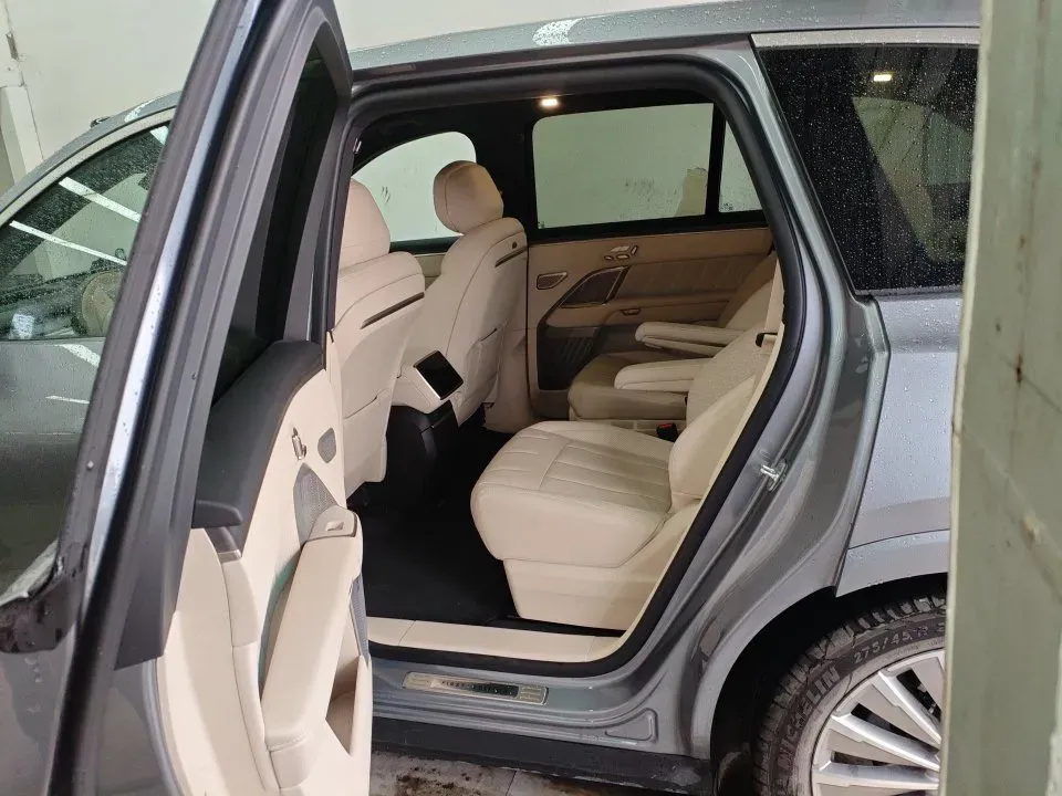 2025 ONVO L90 BEV,autocango,china used car exporter,china ev exporter,chinese used car exporter,chinese used ev exporter
