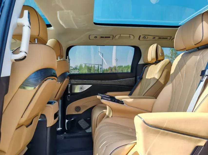 2024 Denza D9 1.5T 139HP L4 E-CVT PHEV 40KWH,autocango,china used car exporter,china ev exporter,chinese used car exporter,chinese used ev exporter