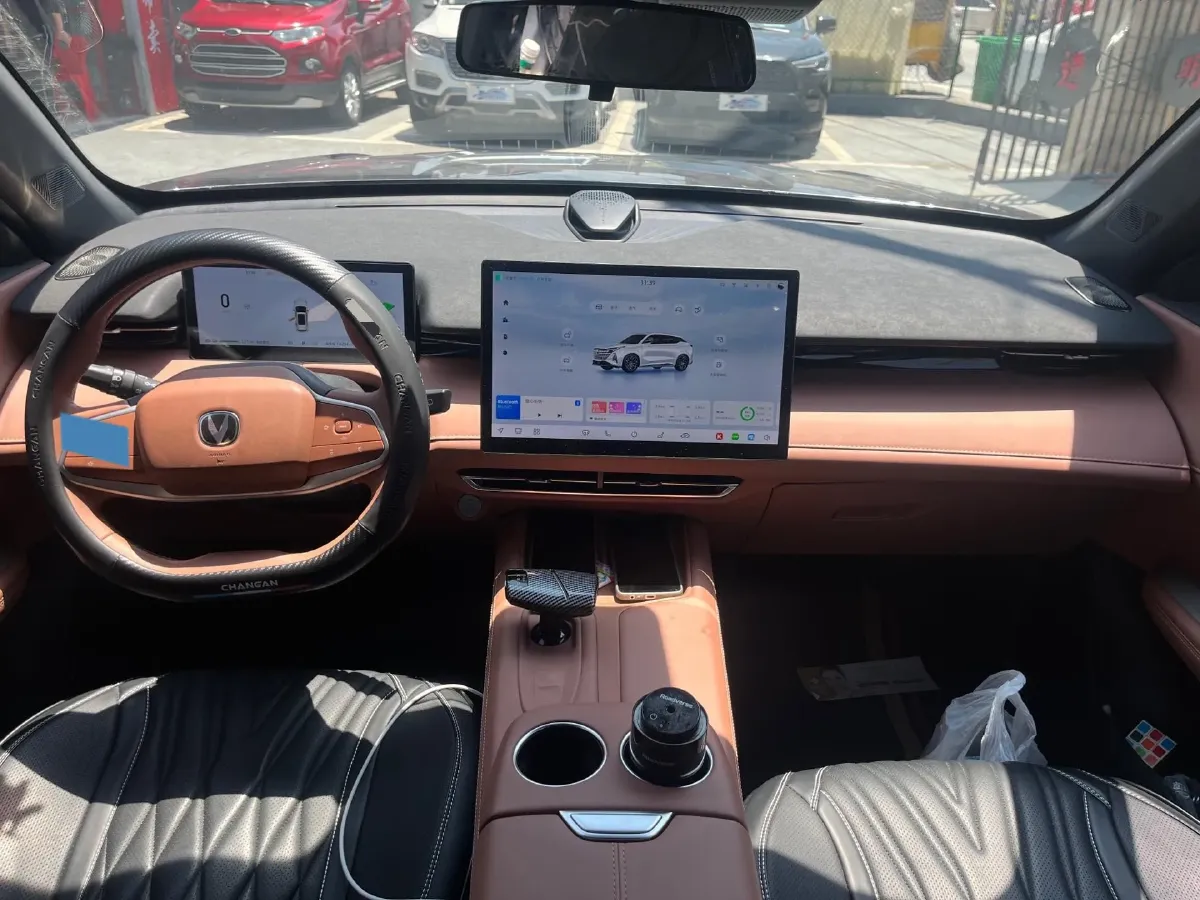 2024 ChangAn UNI-Z 1.5L 98HP L4 E-CVT PHEV 18.4KWH,autocango,china used car exporter,china ev exporter,chinese used car exporter,chinese used ev exporter