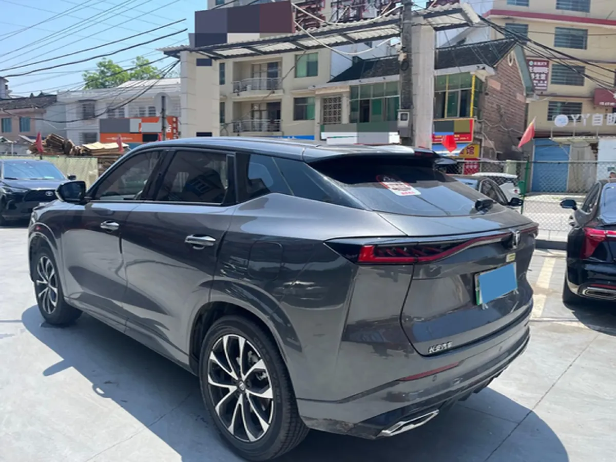 2024 ChangAn UNI-Z 1.5L 98HP L4 E-CVT PHEV 18.4KWH,autocango,china used car exporter,china ev exporter,chinese used car exporter,chinese used ev exporter