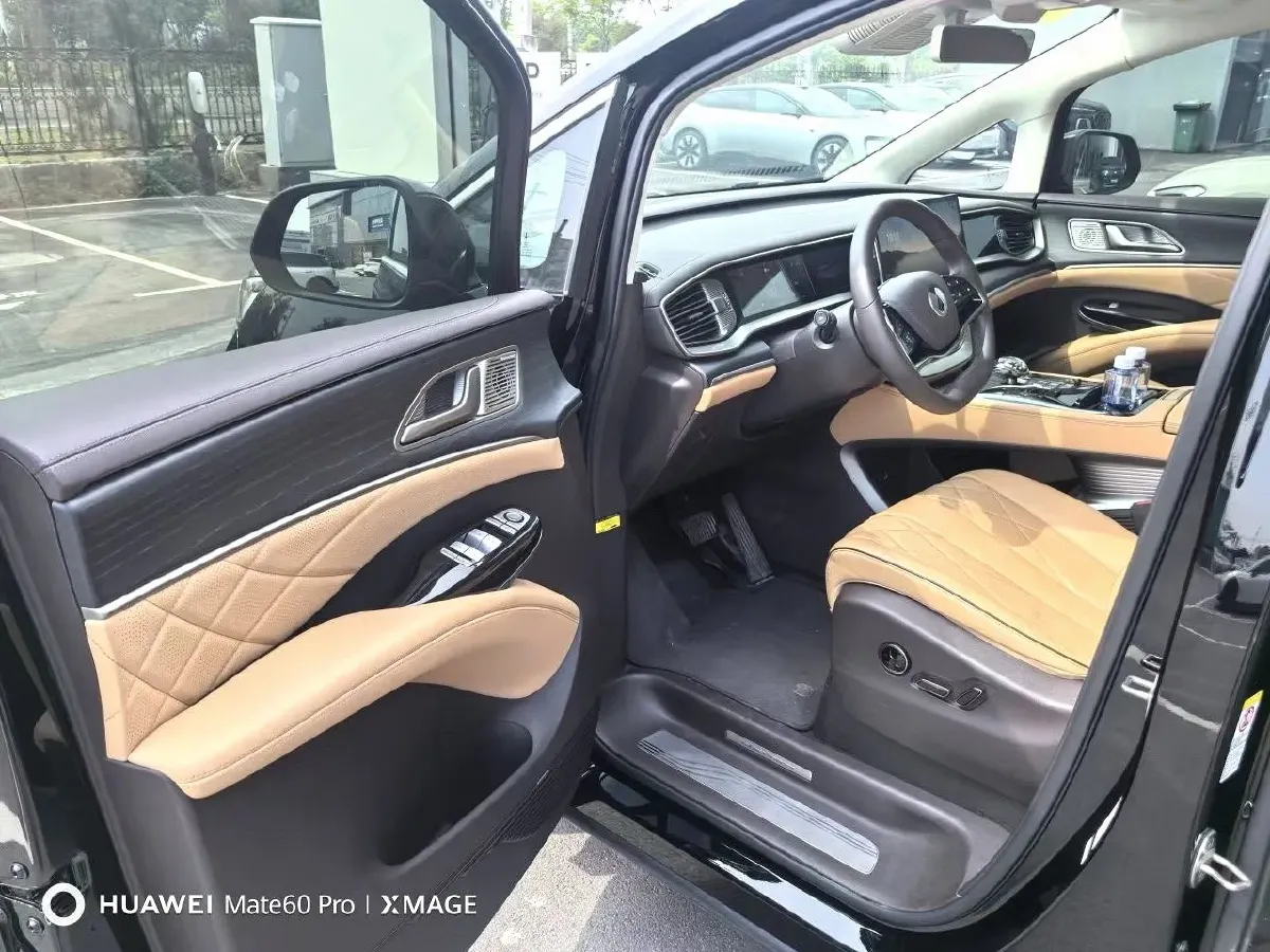2024 Denza D9 1.5T 139HP L4 E-CVT PHEV 40KWH,autocango,china used car exporter,china ev exporter,chinese used car exporter,chinese used ev exporter