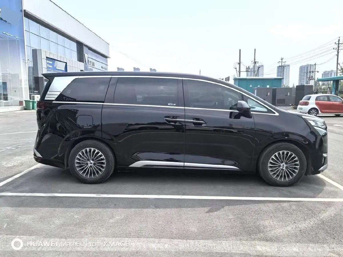2024 Denza D9 1.5T 139HP L4 E-CVT PHEV 40KWH,autocango,china used car exporter,china ev exporter,chinese used car exporter,chinese used ev exporter