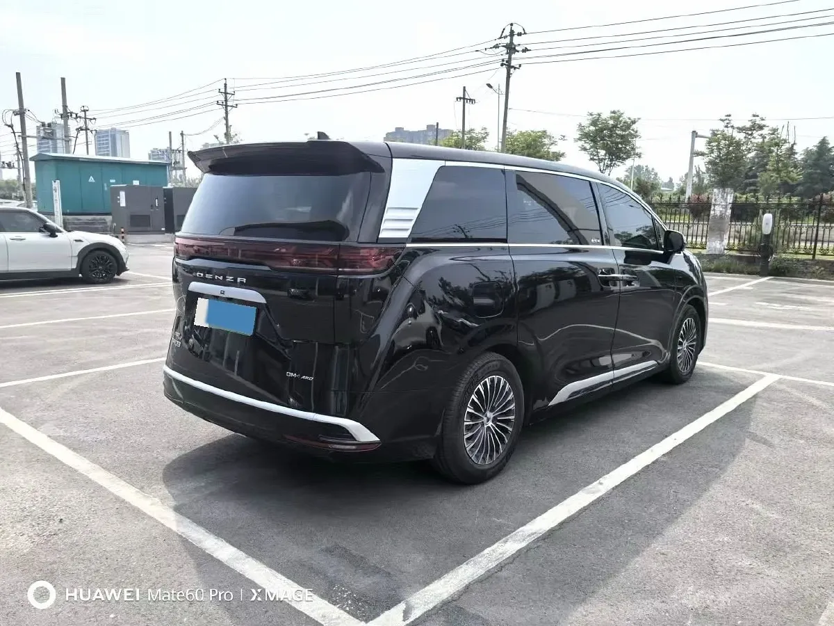 2024 Denza D9 1.5T 139HP L4 E-CVT PHEV 40KWH,autocango,china used car exporter,china ev exporter,chinese used car exporter,chinese used ev exporter