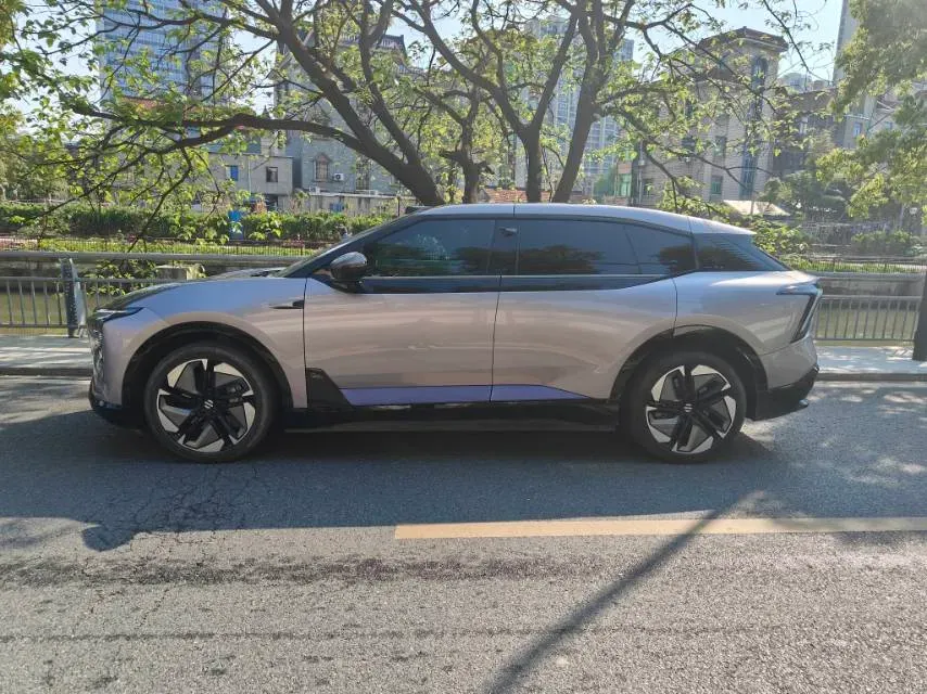 2023 HiPhi Y BEV 76.6KWH,autocango,china used car exporter,china ev exporter,chinese used car exporter,chinese used ev exporter