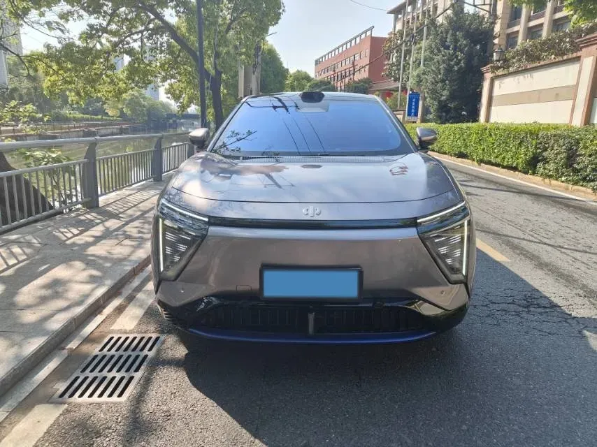 2023 HiPhi Y BEV 76.6KWH,autocango,china used car exporter,china ev exporter,chinese used car exporter,chinese used ev exporter