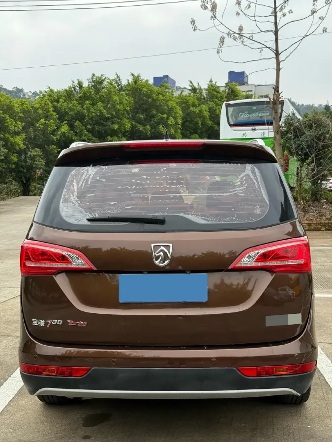 2017 BaoJun 730 1.5T 150HP L4 6MT,autocango,china used car exporter,china ev exporter,chinese used car exporter,chinese used ev exporter