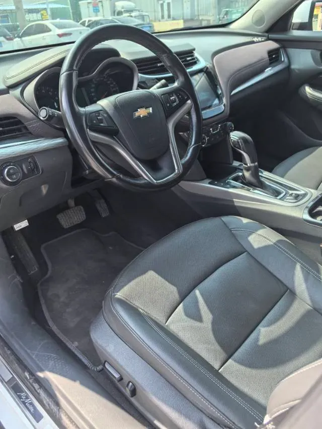 2018 Chevrolet Malibu 1.5T 170HP L4 6AT,autocango,china used car exporter,china ev exporter,chinese used car exporter,chinese used ev exporter