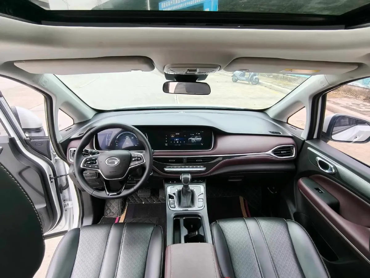 2021 GAC Trumpchi M6 1.5T 169HP L4 7DCT,autocango,china used car exporter,china ev exporter,chinese used car exporter,chinese used ev exporter