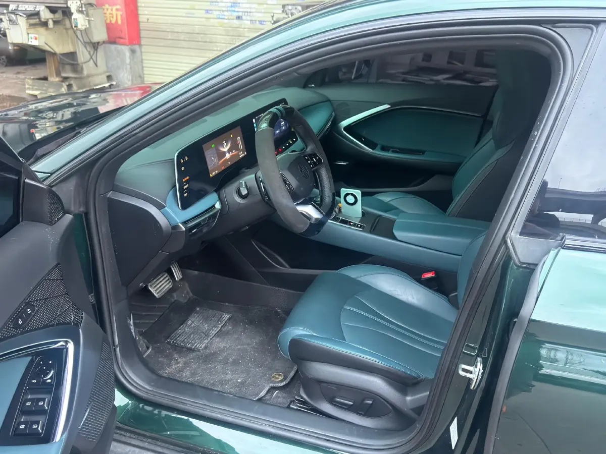 2023 MG 7 1.5T 188HP L4 7DCT,autocango,china used car exporter,china ev exporter,chinese used car exporter,chinese used ev exporter