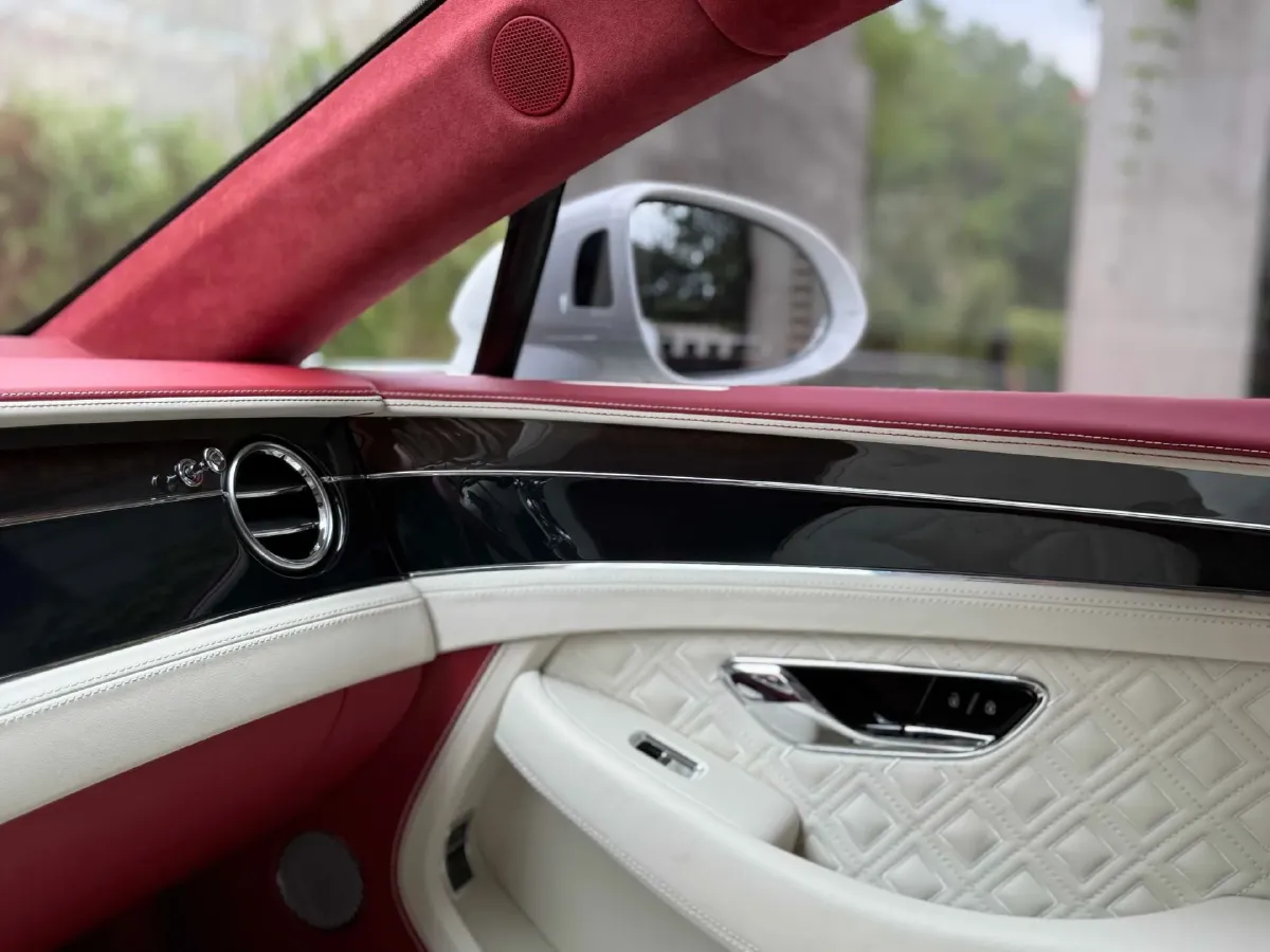 2022 Bentley Continental 4.0T 549HP V8 8DCT,autocango,china used car exporter,china ev exporter,chinese used car exporter,chinese used ev exporter