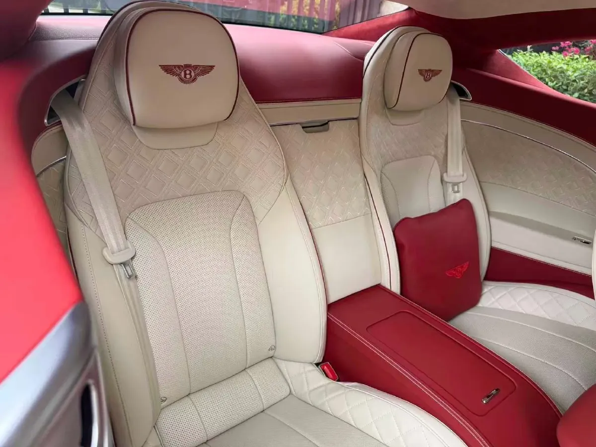 2022 Bentley Continental 4.0T 549HP V8 8DCT,autocango,china used car exporter,china ev exporter,chinese used car exporter,chinese used ev exporter