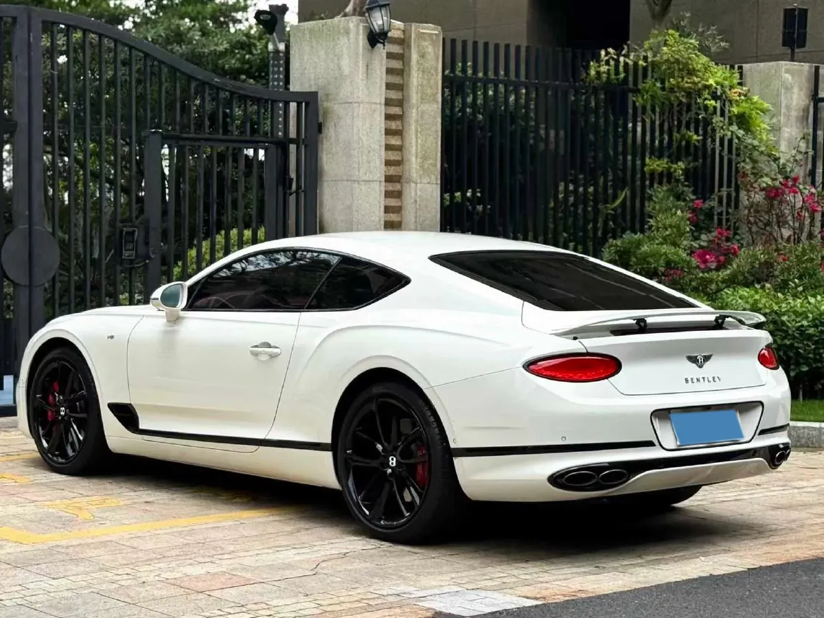 2022 Bentley Continental 4.0T 549HP V8 8DCT,autocango,china used car exporter,china ev exporter,chinese used car exporter,chinese used ev exporter