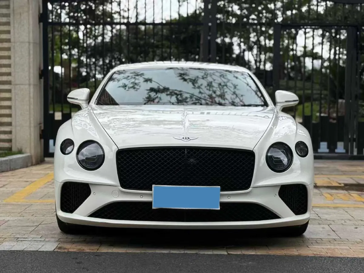 2022 Bentley Continental 4.0T 549HP V8 8DCT,autocango,china used car exporter,china ev exporter,chinese used car exporter,chinese used ev exporter