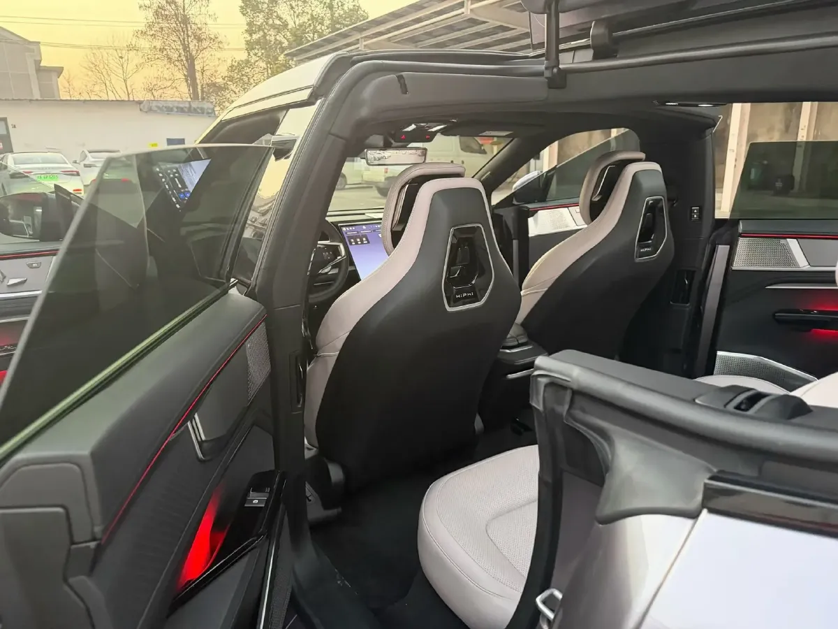 2023 HiPhi Y BEV 76.6KWH,autocango,china used car exporter,china ev exporter,chinese used car exporter,chinese used ev exporter