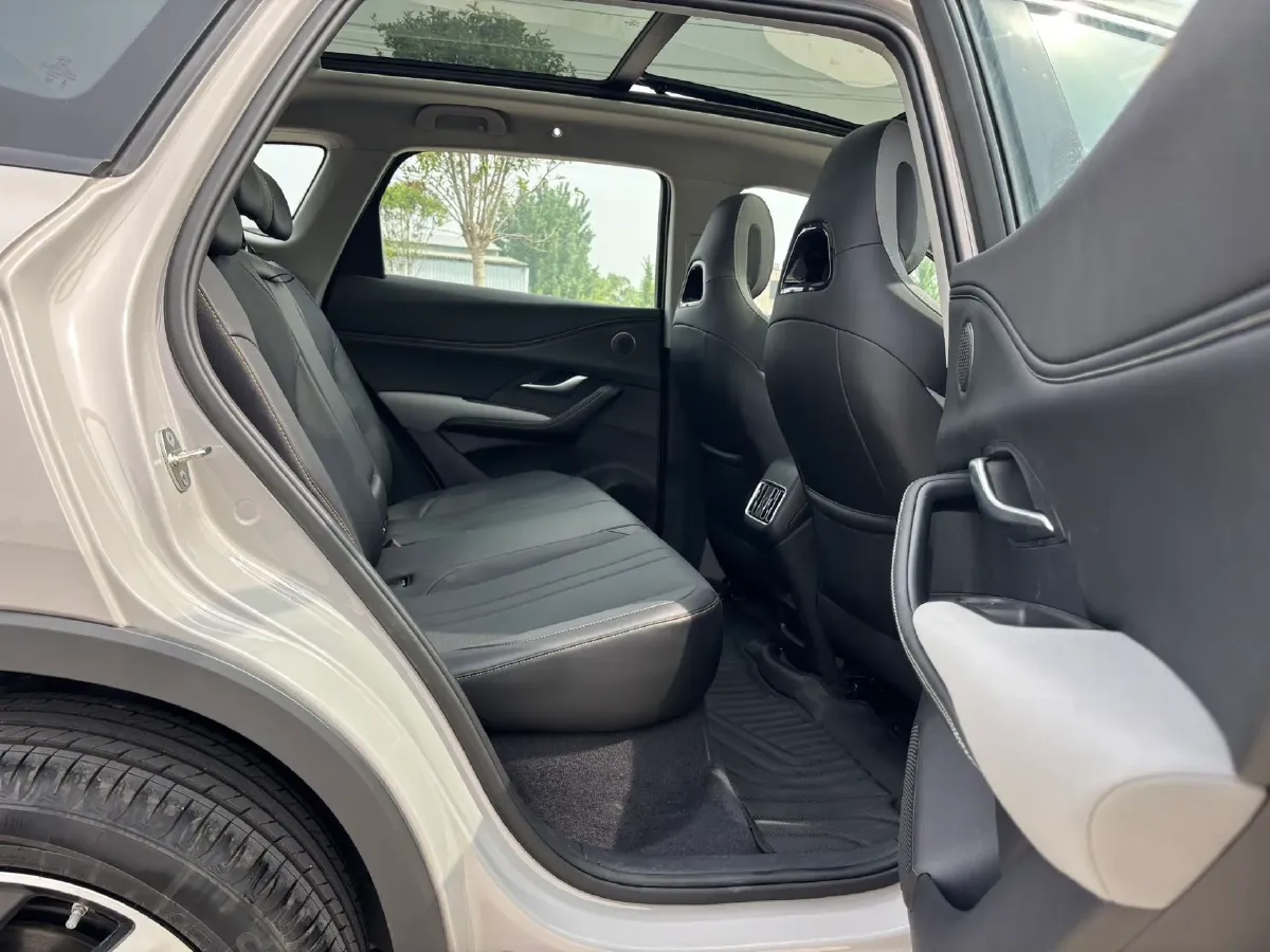 2025 BYD Sea Lion 05 DM-i 1.5L 101HP L4 E-CVT PHEV 18.3KWH,autocango,china used car exporter,china ev exporter,chinese used car exporter,chinese used ev exporter